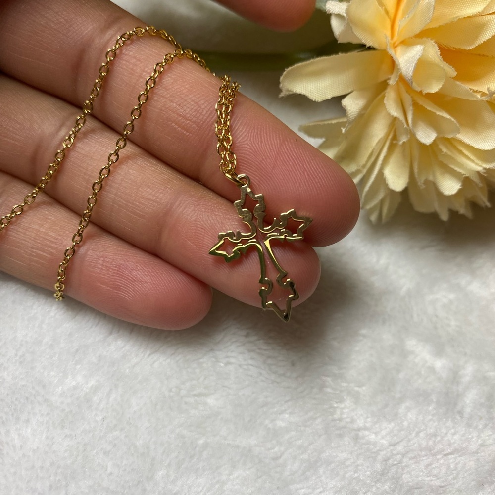 Cross to protect